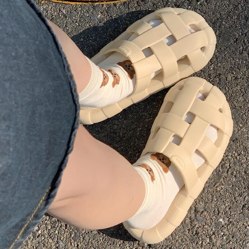 cross belt resin room shoes