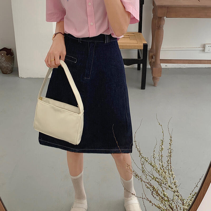 simple leather square hand bag