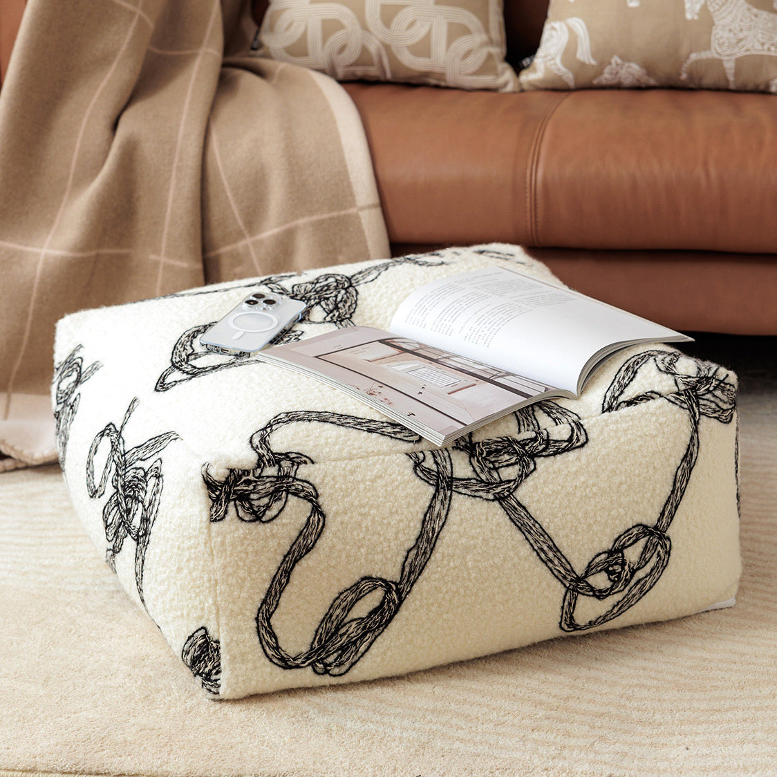 11design monotone cushion
