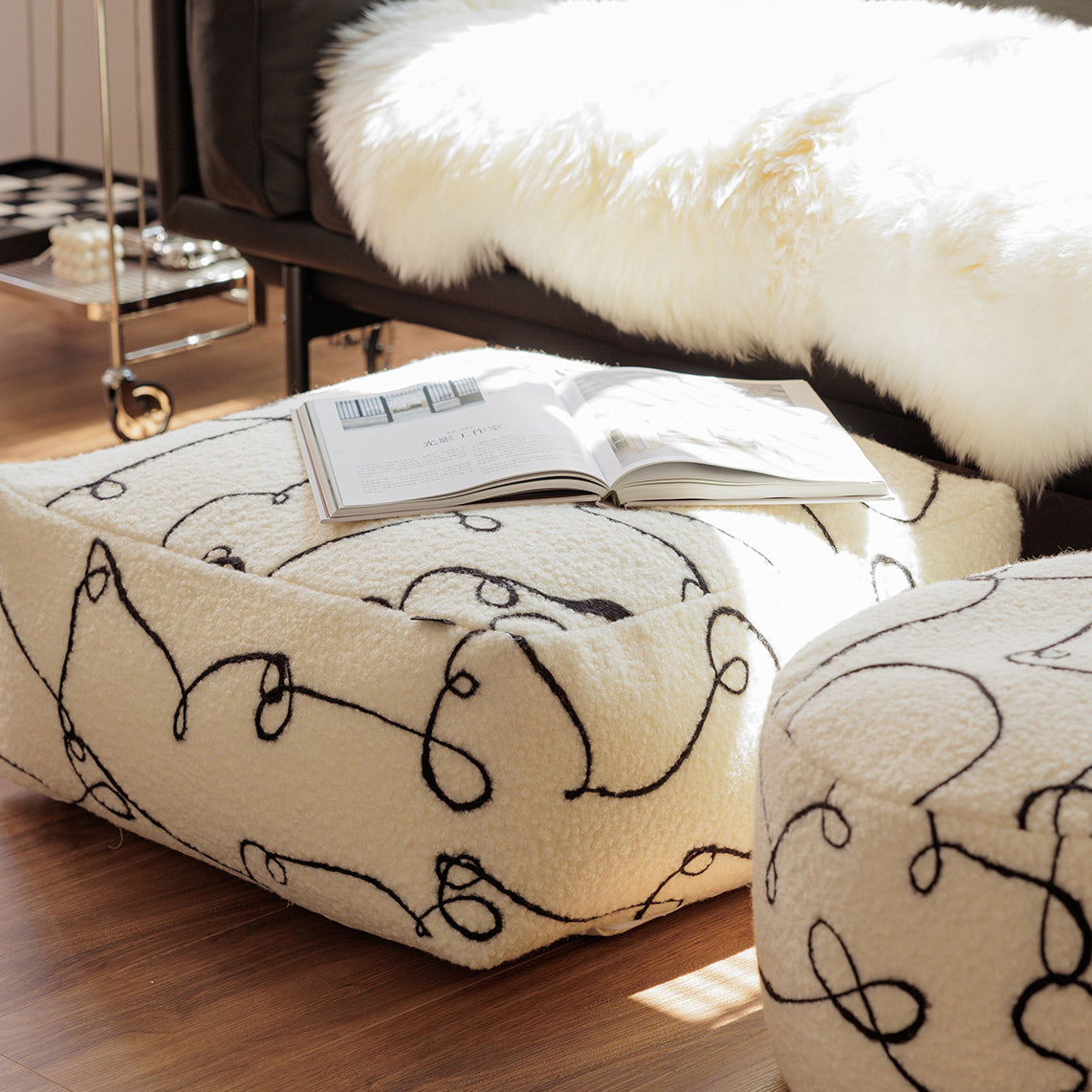 11design monotone cushion