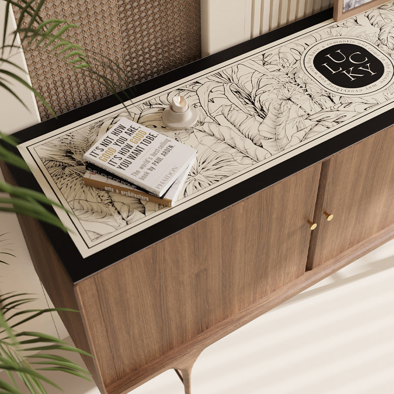 lucky logo luxury long shelf mat