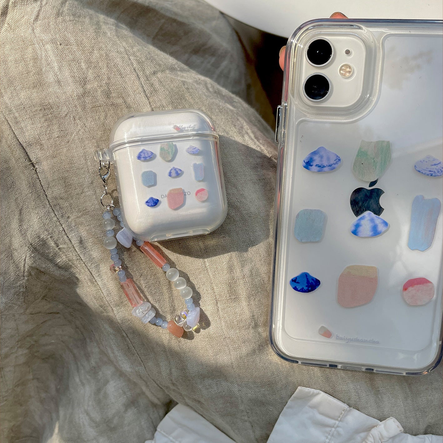 shell paint Airpods case