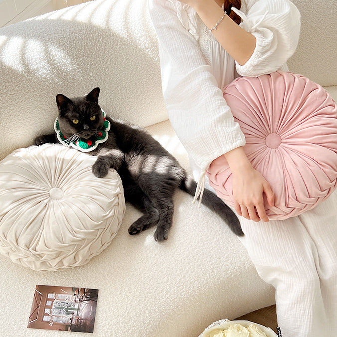 2color round pleats cushion