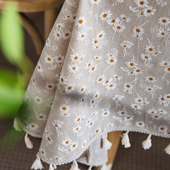 daisy embroidery table cover