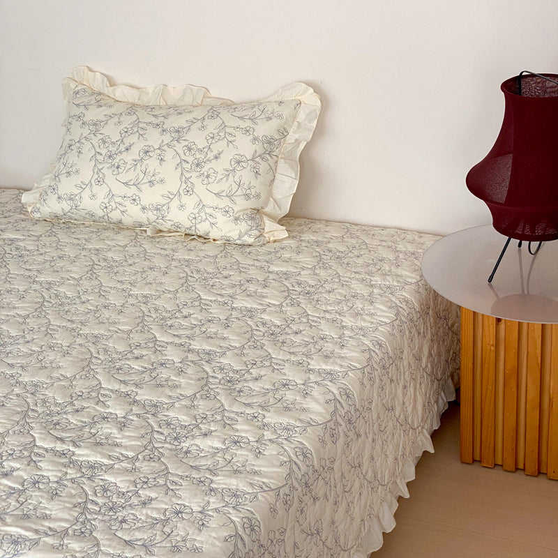 flower embroidery bedlinen set