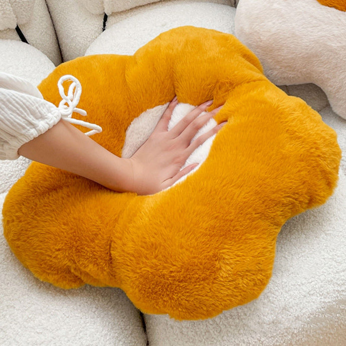 2color fur flower cushion