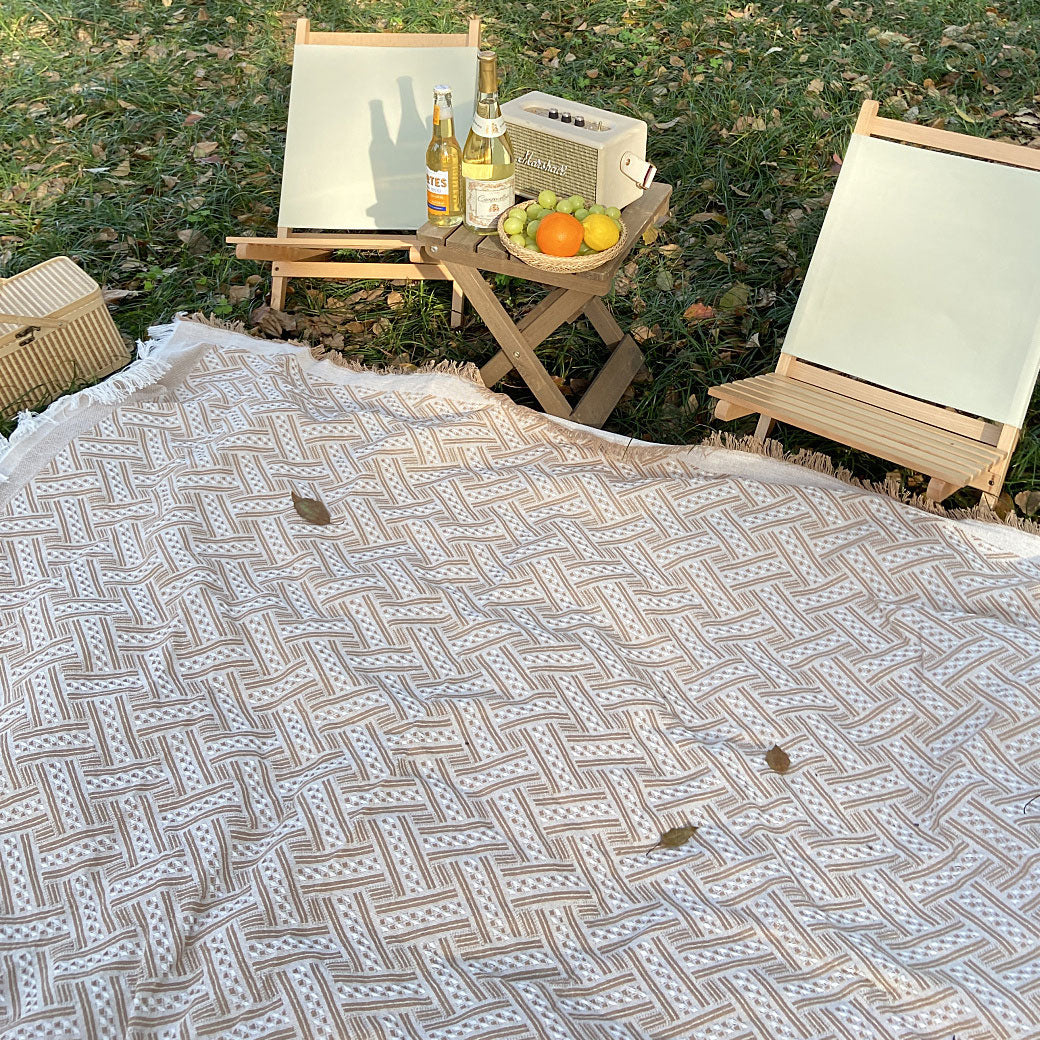 2color ribbon tile picnic cloth