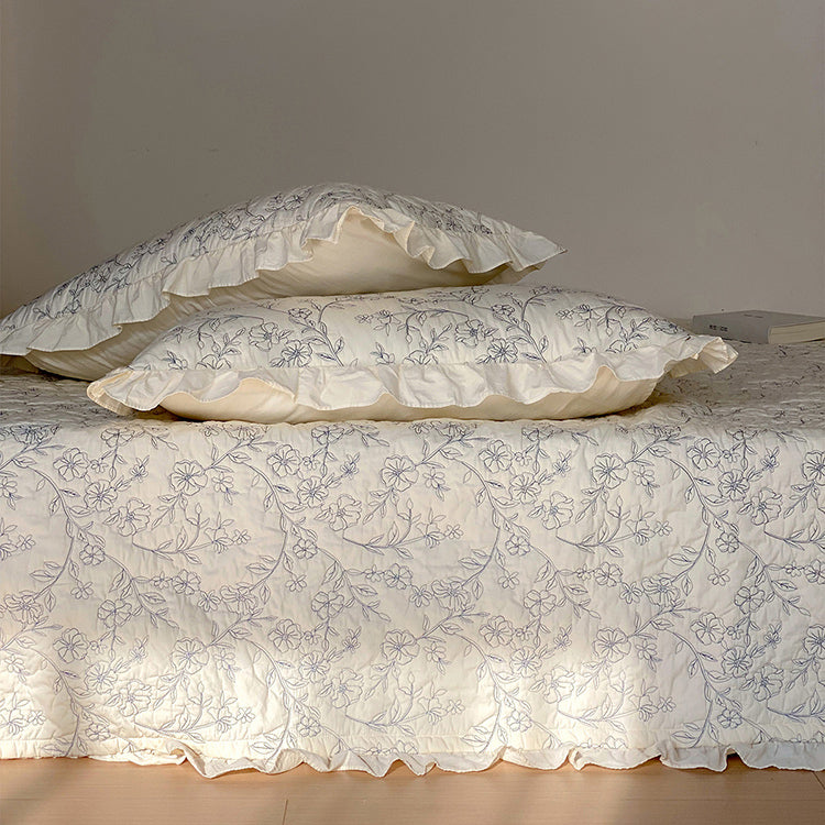 flower embroidery bedlinen set