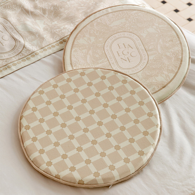 2design beige elegance logo round cushion