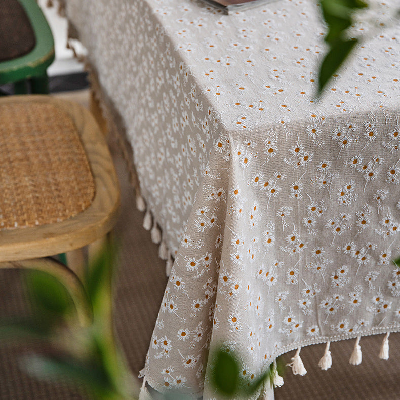 daisy embroidery table cover