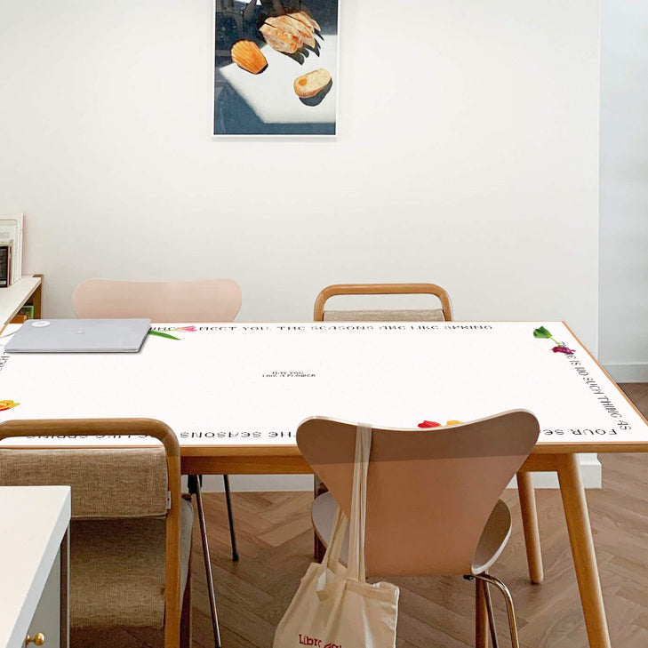 2design flower logo square table mat