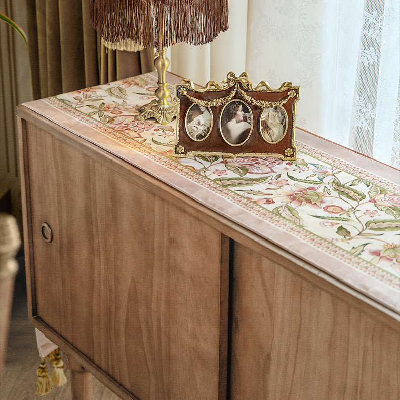 pink like a dream flower table runner