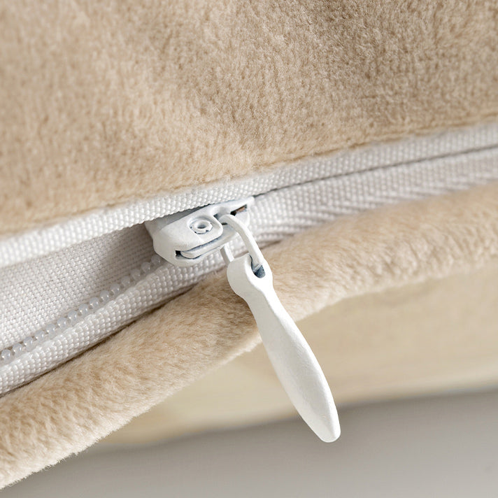 2design beige elegance logo cushion