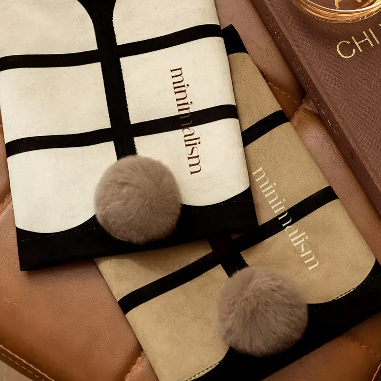 minimalism retro tissue case