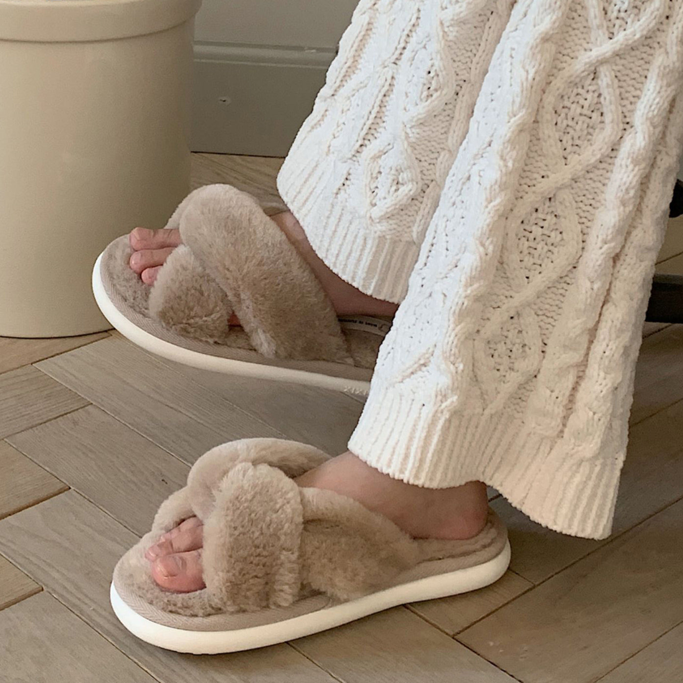 3color fur cross roomshoes