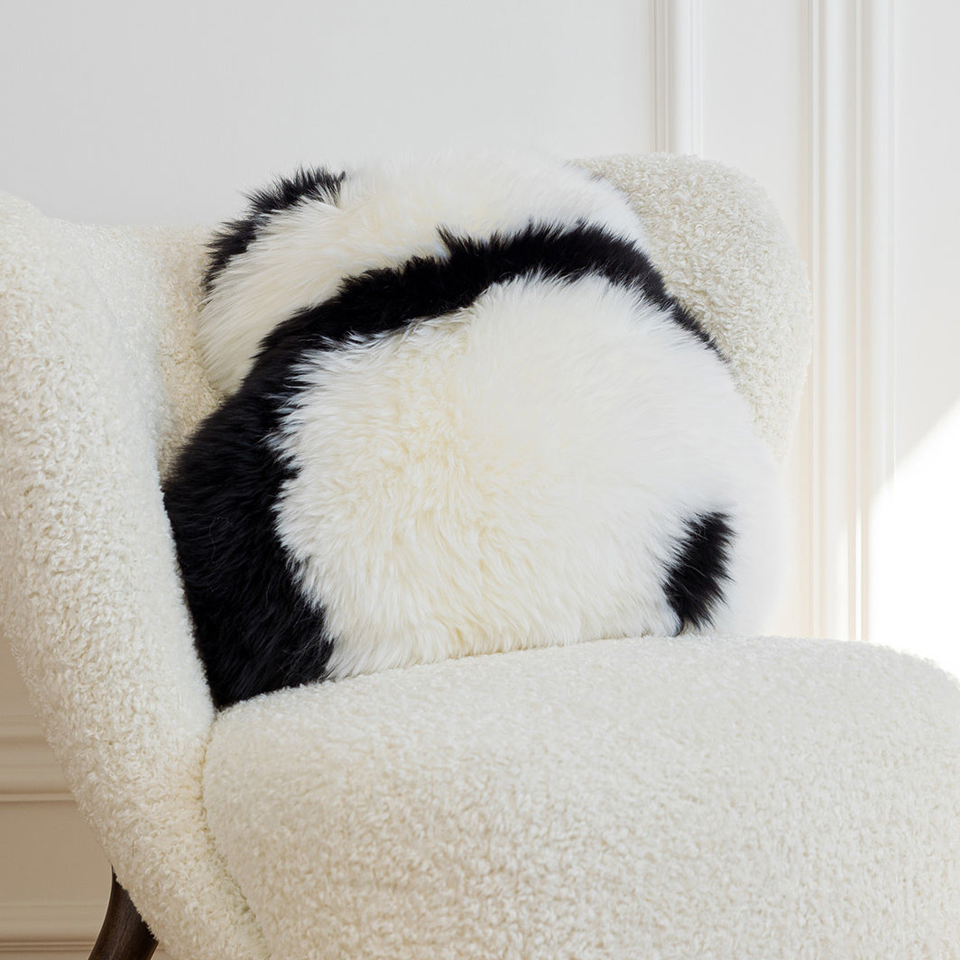 2design backstyle panda cushion