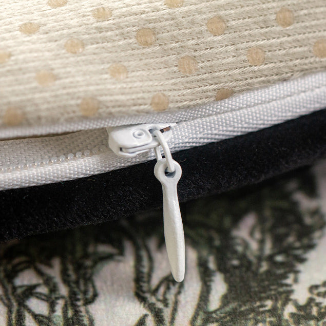 2design green persevere logo cushion