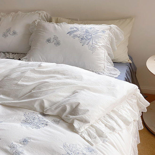white lace frills bedlinen set
