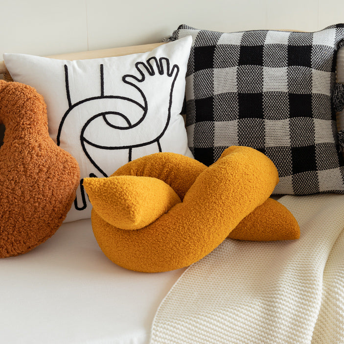 5design twist cushion