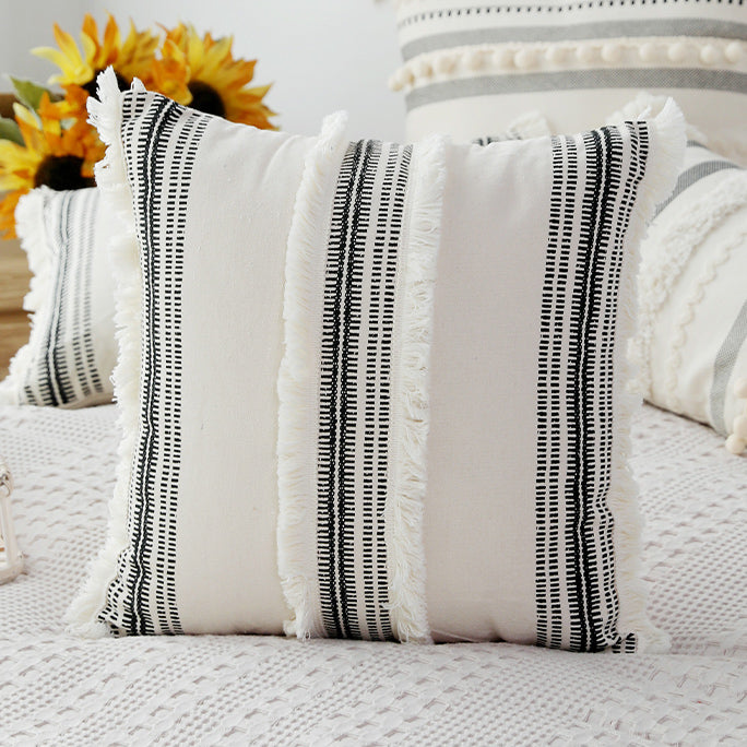 2design border fringe cushion