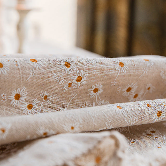 daisy embroidery table cover