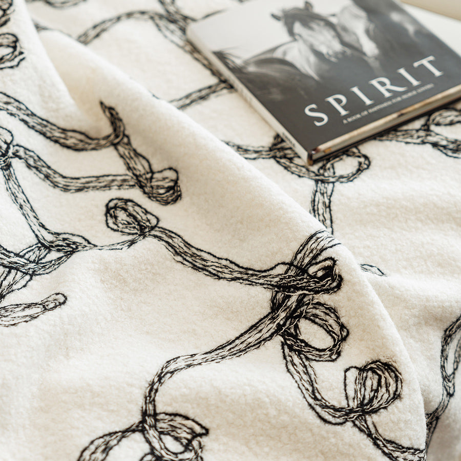 2design monotone line blanket