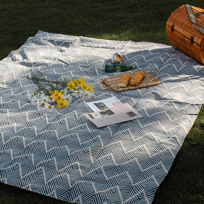2color waterproof jagged picnic sheet