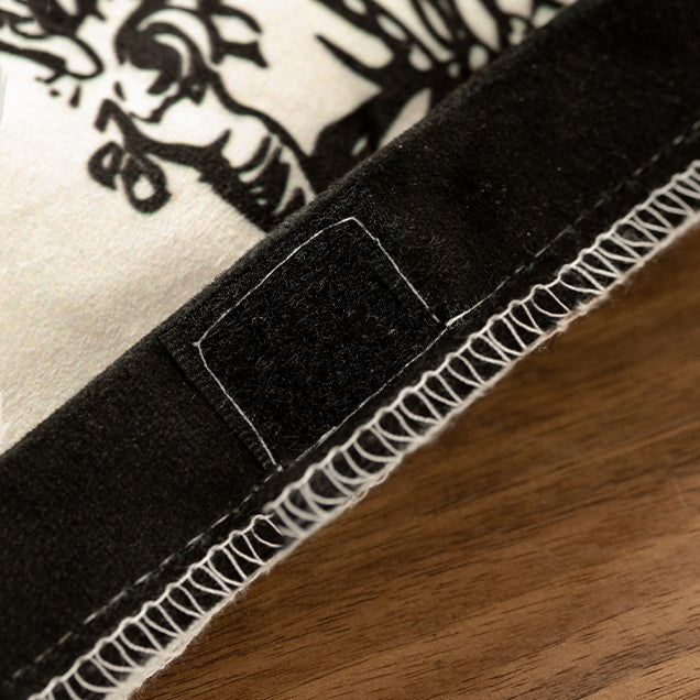 art philosopher logo tissue case