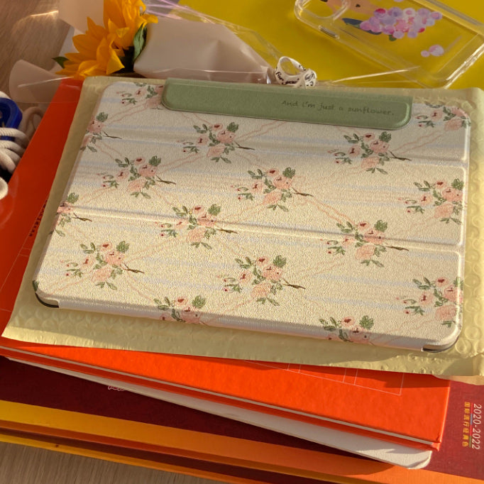 retro flower iPad case
