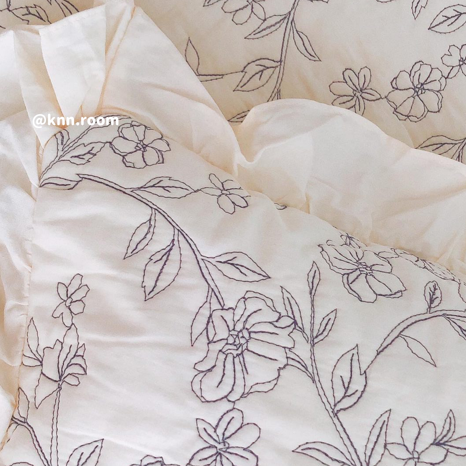 flower embroidery bedlinen set