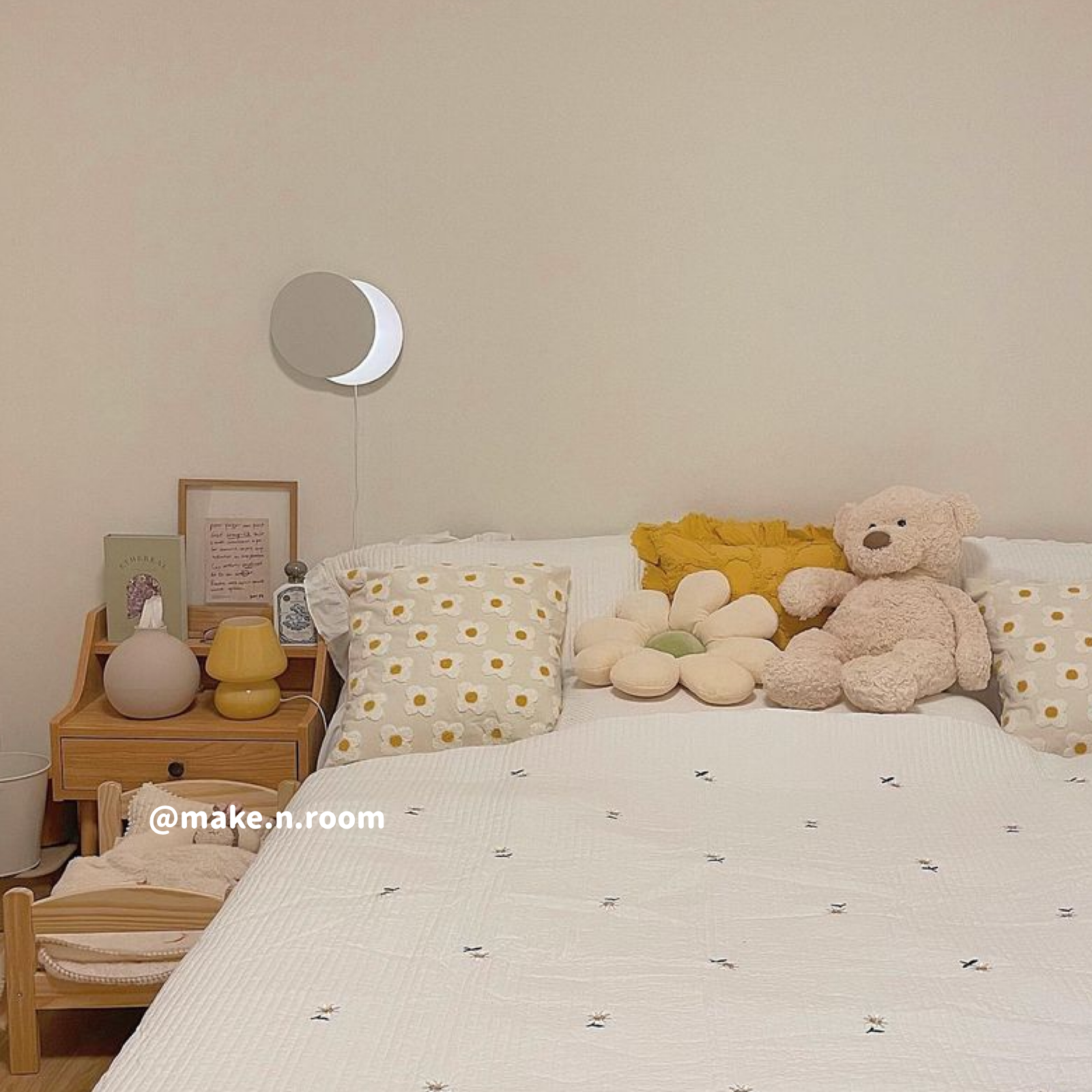 6color boa flower cushion