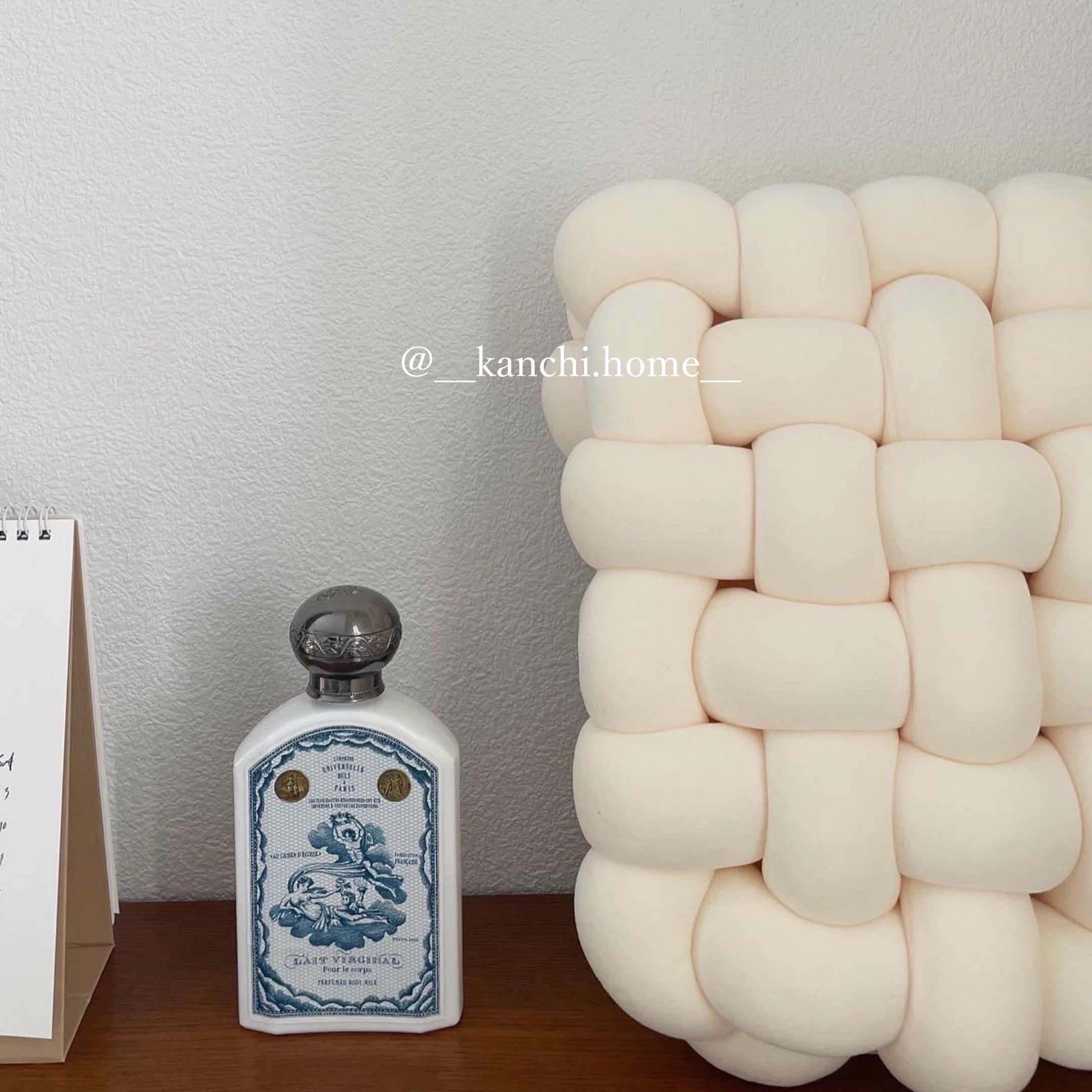 2color natural knit cushion