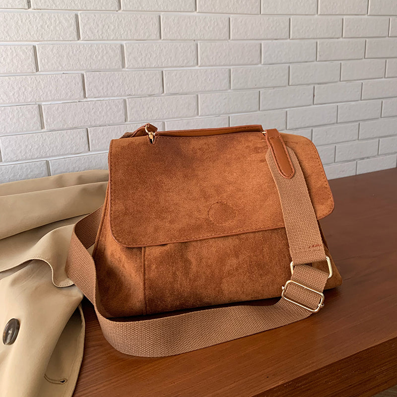 2color suede shoulder bag