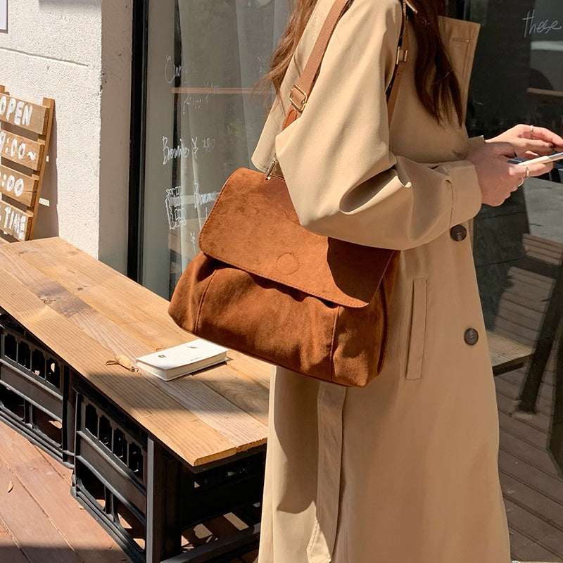 2color suede shoulder bag