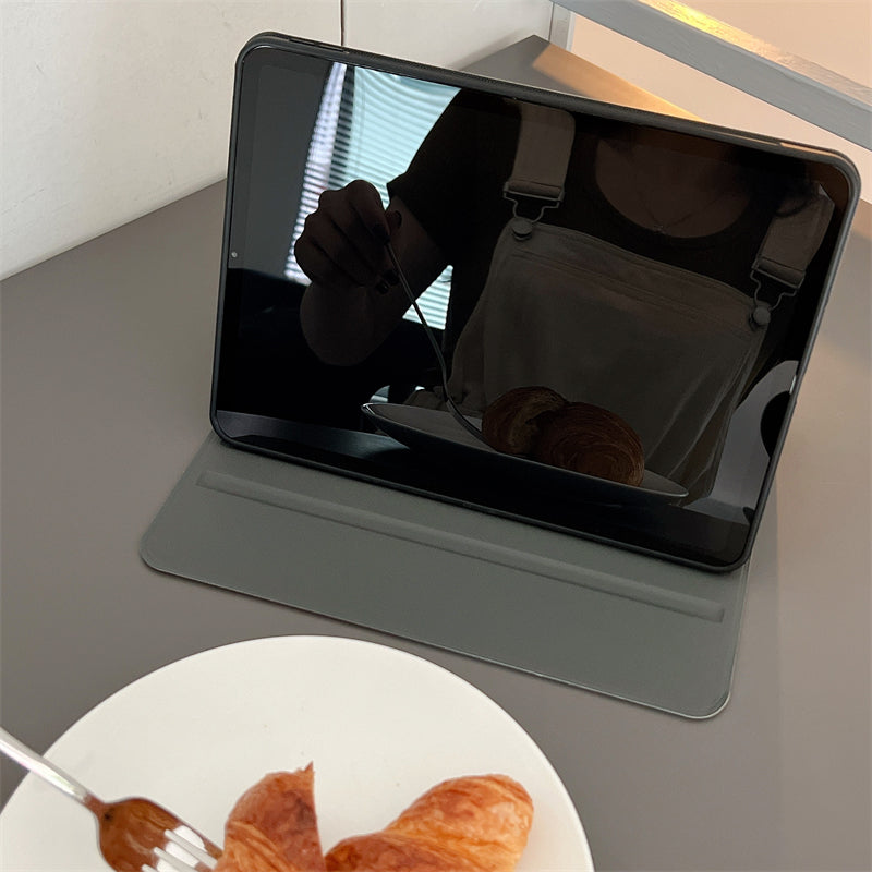 white ribbon iPad case