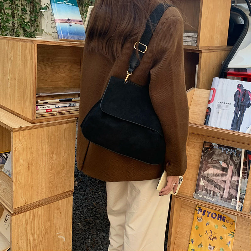 2color suede shoulder bag