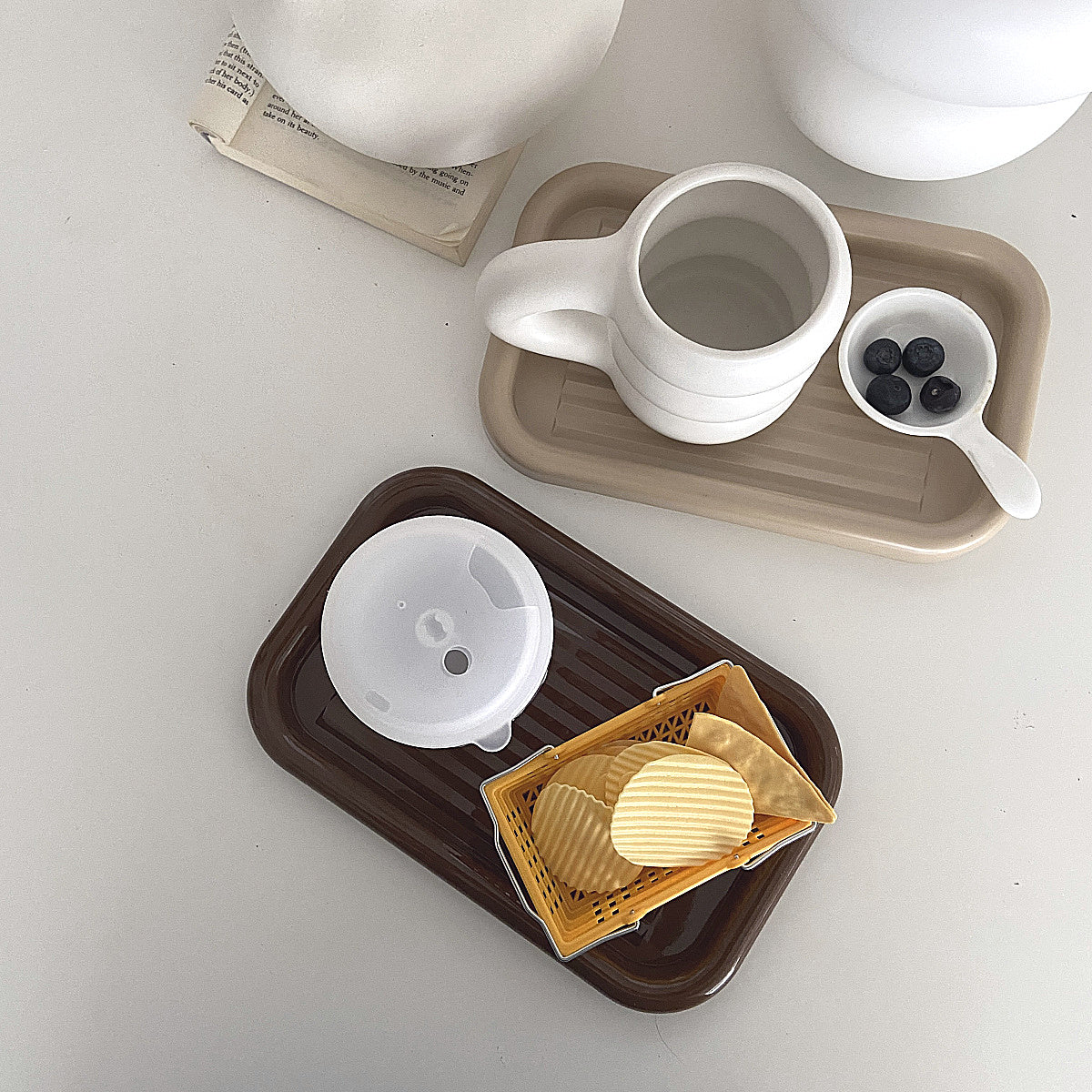 2set brown tray