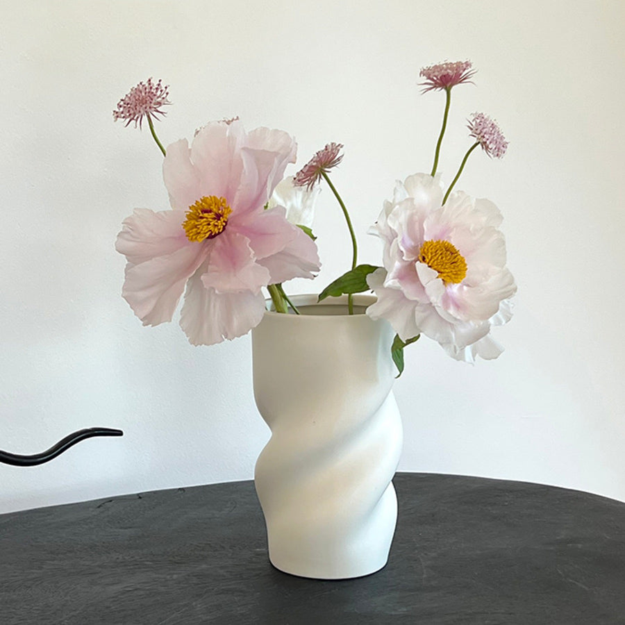 2color twiste barrel vase