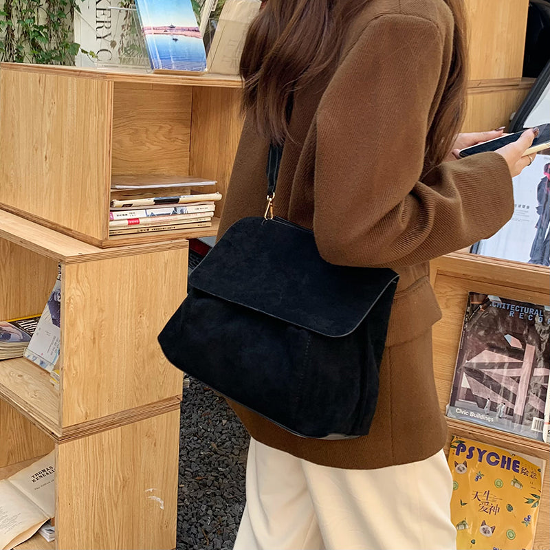 2color suede shoulder bag