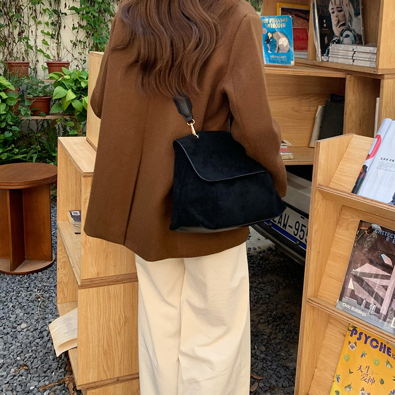 2color suede shoulder bag