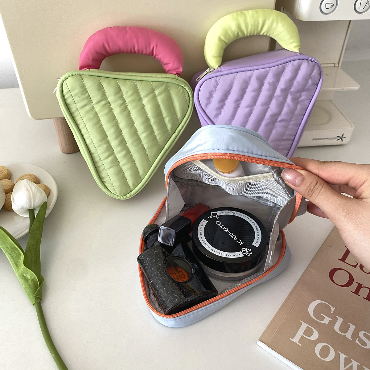 pop color triangle pouch