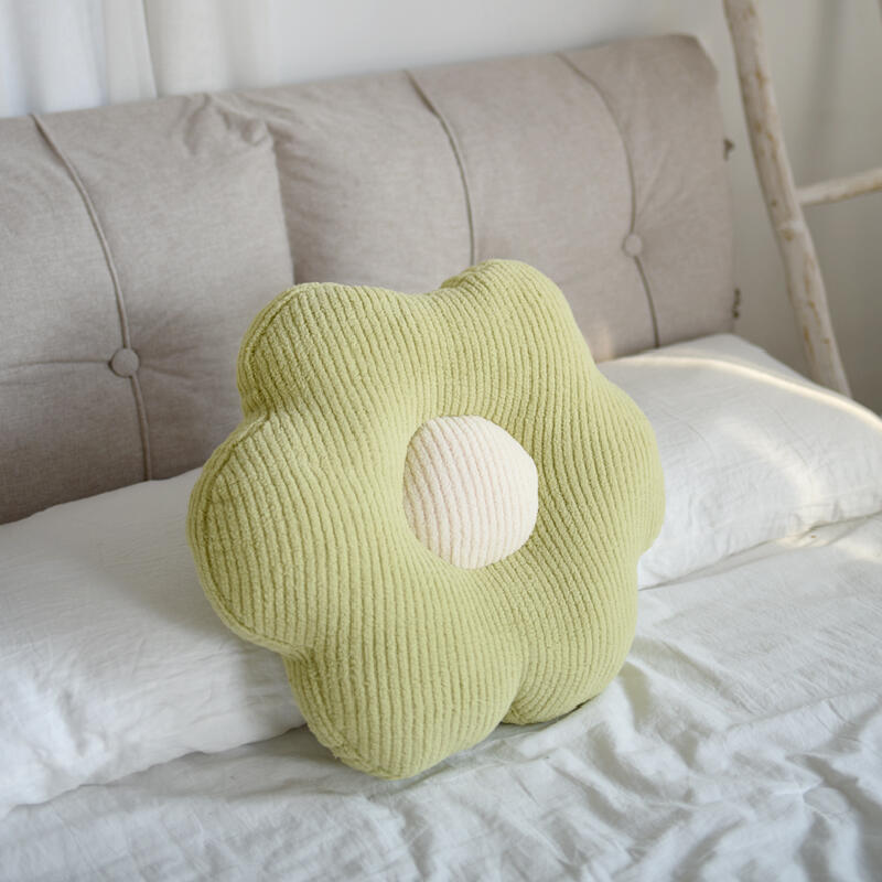 flower girl cushion