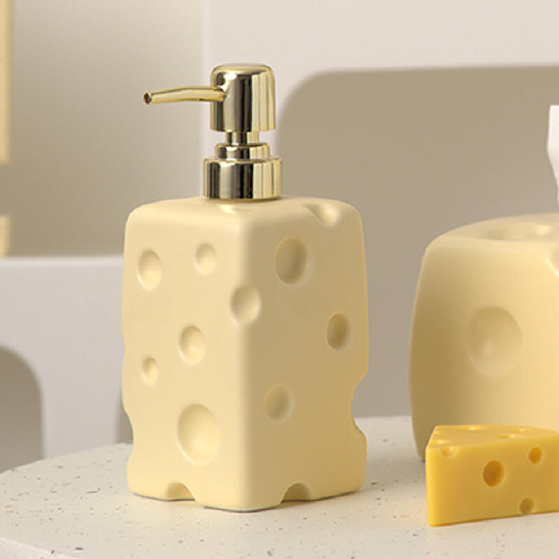 5color cheese soap bottle