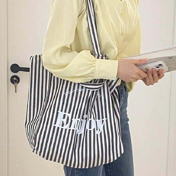 casual stripe rogo tote bag