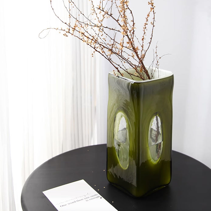 2design moss green vase