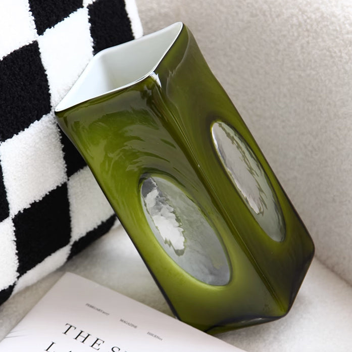 2design moss green vase