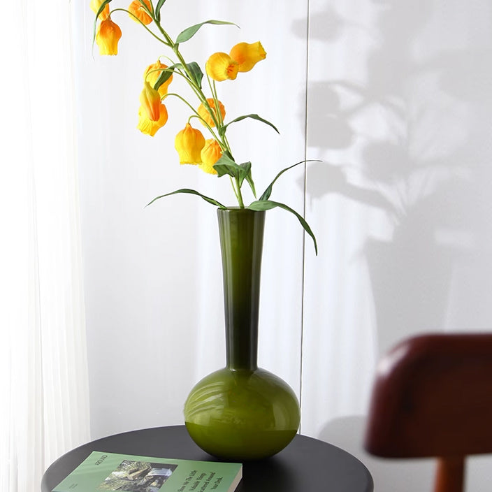 2design moss green vase