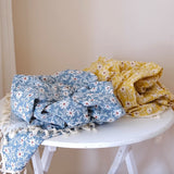 2color tassel flower table cloth