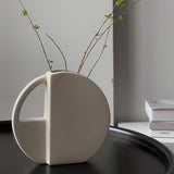 round handle vase