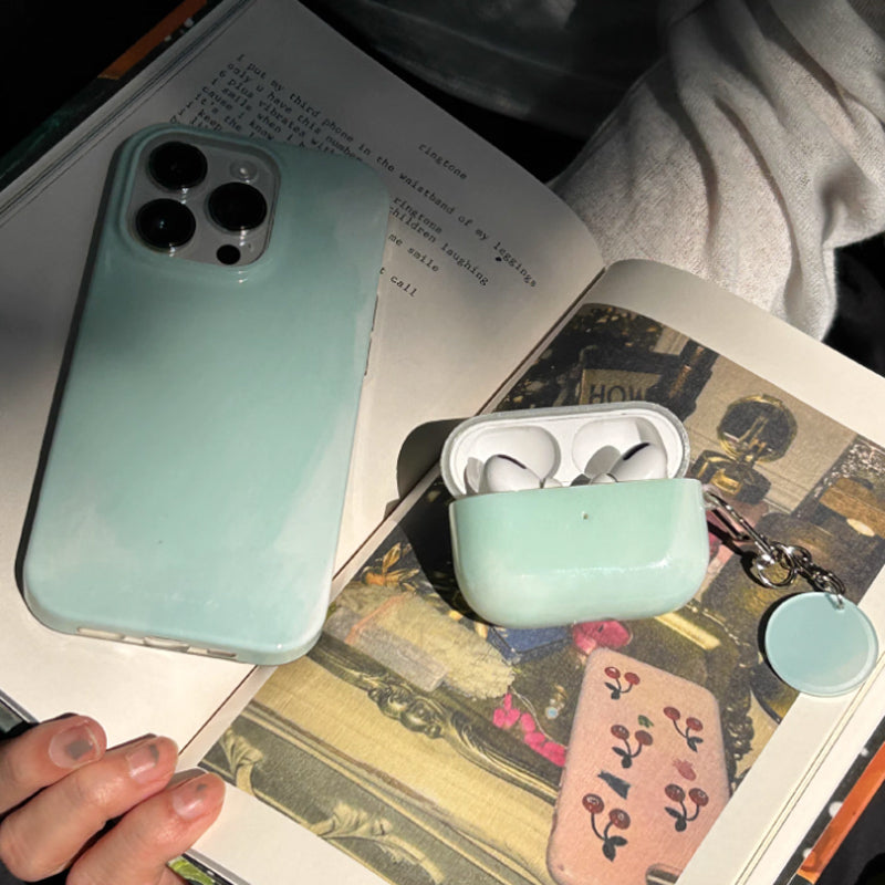 milky green Airpods case
